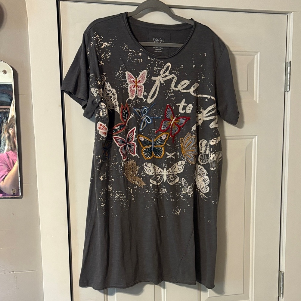Gorgeous Kyla Seo “Free to Fly” Embroidered Dress. NWT